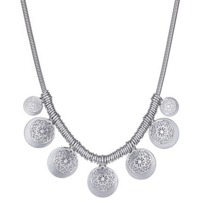 Designer filigree disc layered necklace